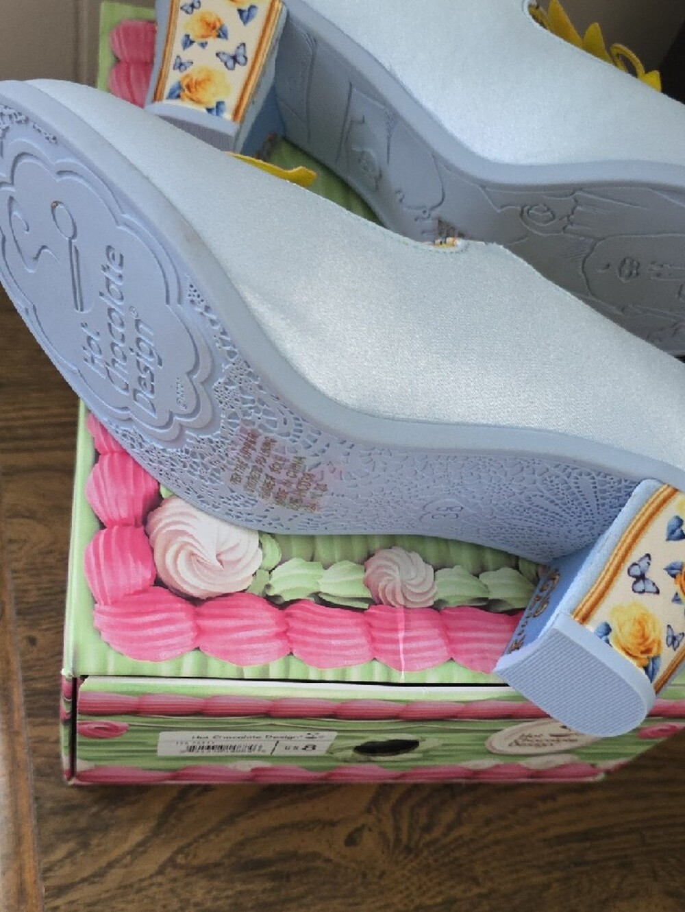 New Hot Chocolate Dress Shoes / Heels w/Tea Set Design Sz 8 US/ Eur 38 - Picture 8 of 16